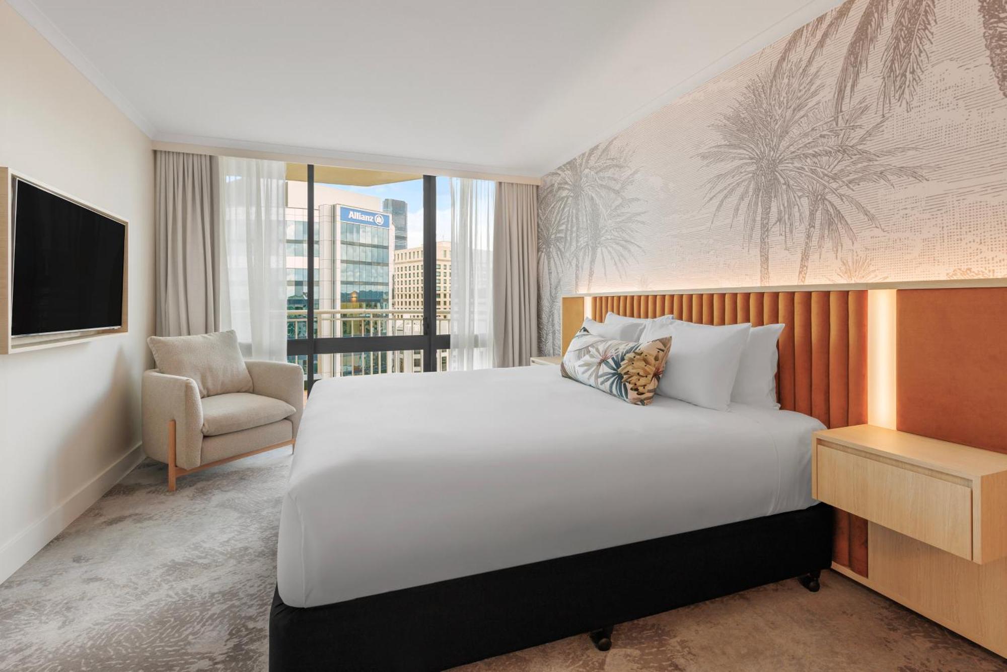 Amora Hotel 5*