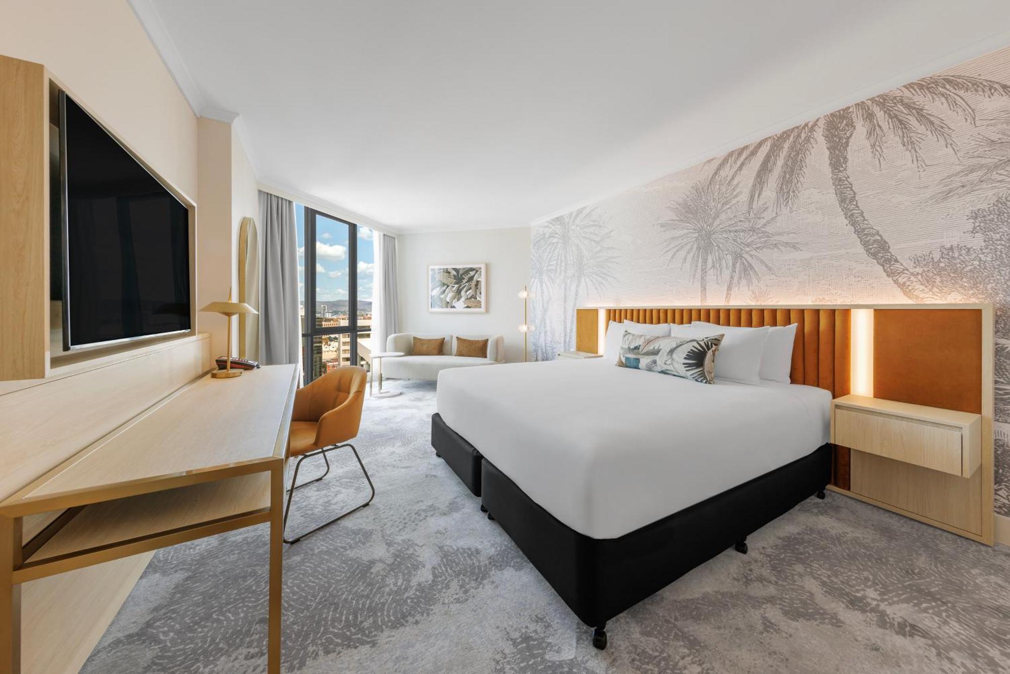 Amora 5* Brisbane